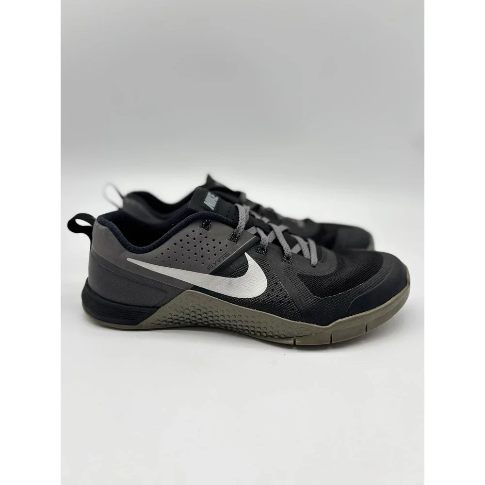 Nike Metcon 2 Mens Training Shoes Black Grey White 704688-002 Size 9.5
